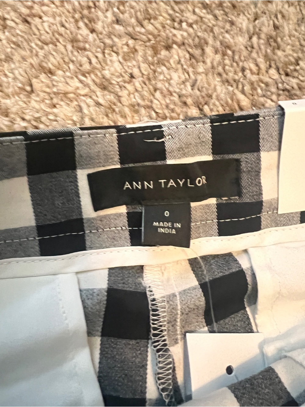 Ann Taylor The Crop Pants Womens Size 0 Black White Gingham Check Ankle Work - Picture 3 of 8